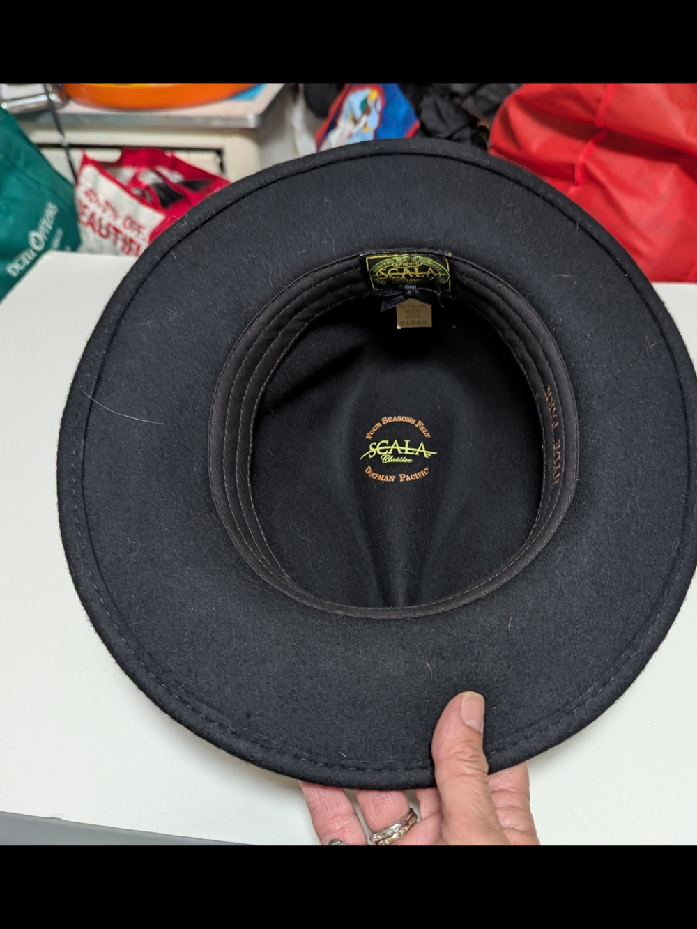 Black Felt Fedora Hat with Ribbon Accent Made In Italy Scala 100% wool Size Med - Picture 8 of 8